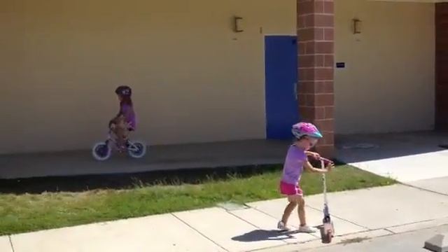 Mak and Kali on Wheels смотреть онлайн