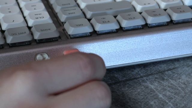 Azio Cascade 98 Slim Mechanical Keyboard Review: So Serene! смотреть онлайн