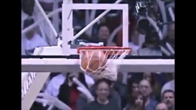 Quick Look back at T Mac 47 pts vs Bucks Nov 2nd 2002 смотреть онлайн