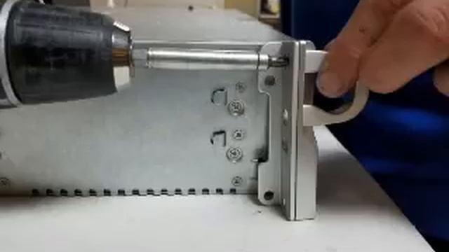 Supermicro 2U Ear Install смотреть онлайн
