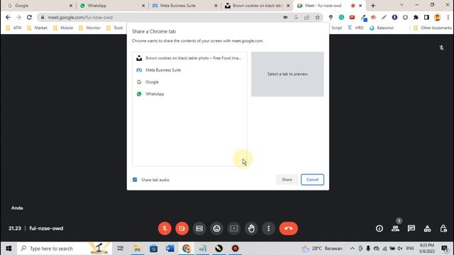 GAMPANG BANGET! Cara Share Screen di Google Meet | Presentasi di Google Meet dengan Laptop смотреть онлайн