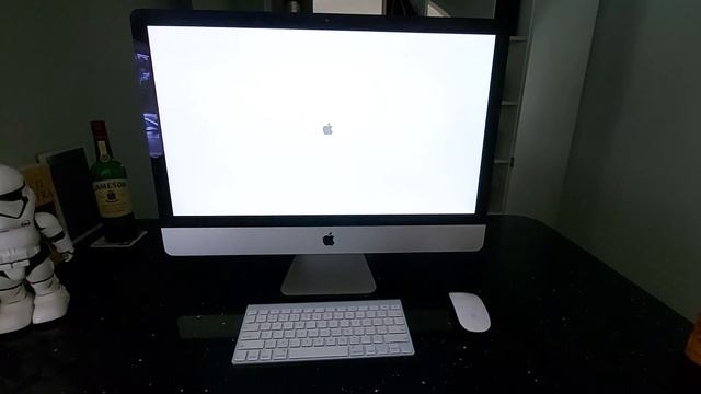 IMac Late 2012 Bootup смотреть онлайн