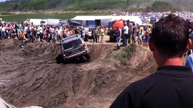 Jeep Grand Cherokee 4.7l V8 смотреть онлайн