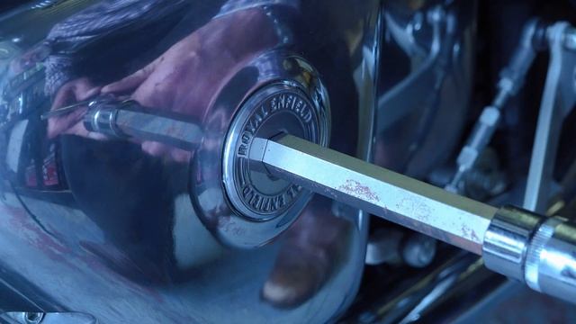 Royal Enfield Interceptor 650 Service Guide Part 2, Checking/adjusting Valve Clearances/tappets!