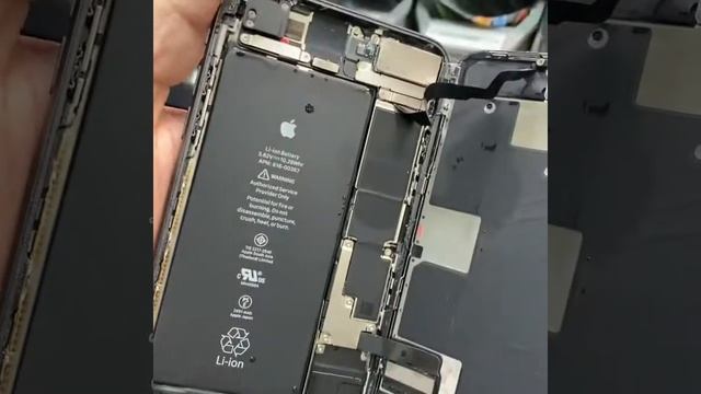iPhone 8 Plus - Got Wet смотреть онлайн
