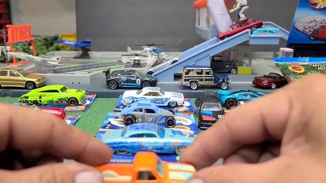 Hotwheels: Mystery Models 23 wave 2 @jerryclementsjr2428 смотреть онлайн
