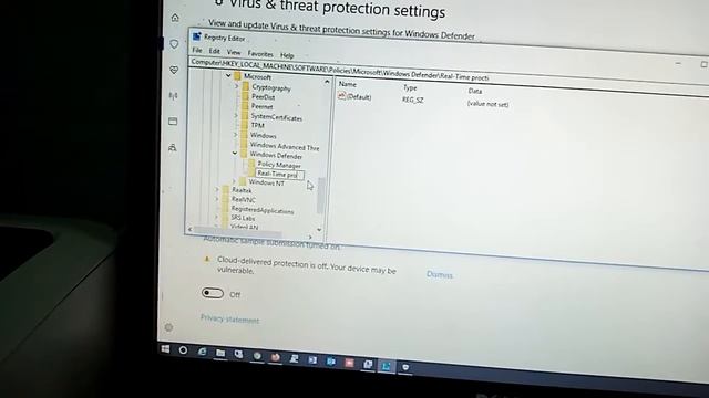 How to permanently Disable Real Time protection. Registry on windows 10. смотреть онлайн