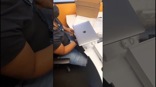 UNBOXING MACKBOOK AIR 13.3 M1 смотреть онлайн