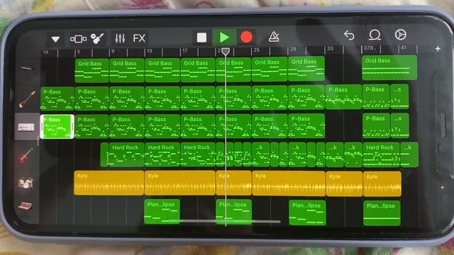 Hysteria Cover | на IPhone 11 ( GarageBand ) | FlyingSound Band | смотреть онлайн