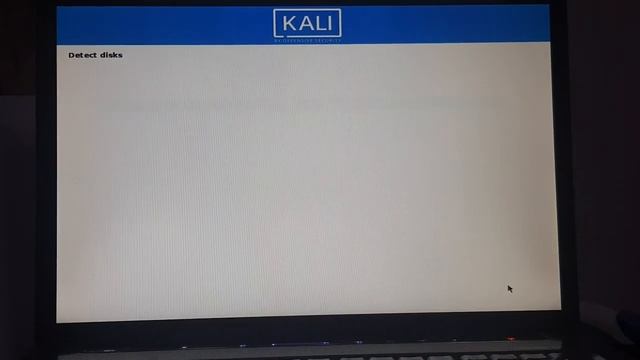 install kali Linux ( Download ,bootable flash disk and dual boot with windows) تثبيت كالي لينكس смотреть онлайн