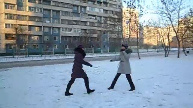 СТАТУЯ ОЖИЛА.AVI