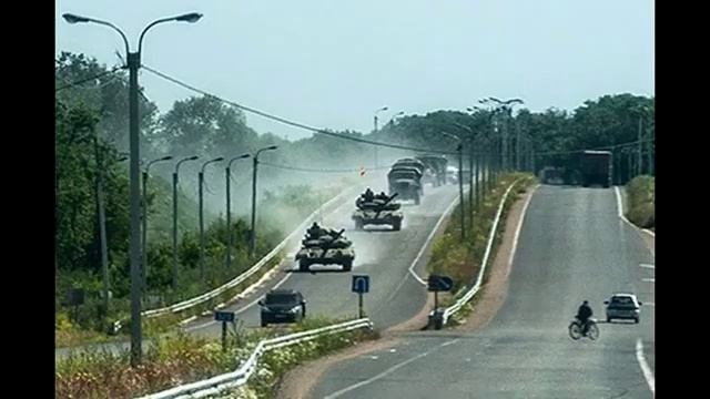 Ополченцы объявили о захвате танковой базы смотреть онлайн