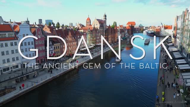 GDANSK IN 4K DRONE FOOTAGE (ULTRA HD) - Poland Beautiful Baltic City Landscapes UHD смотреть онлайн