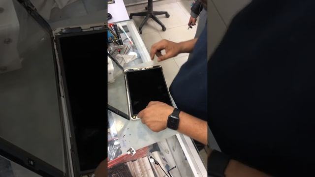iPad Air 6th generation Touch Replacement Mobilzlab смотреть онлайн