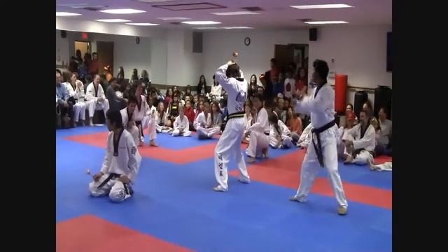 Master Karki Apple Explosion смотреть онлайн