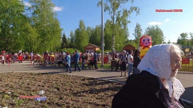 1 июня. Парк Нефтекамск смотреть онлайн