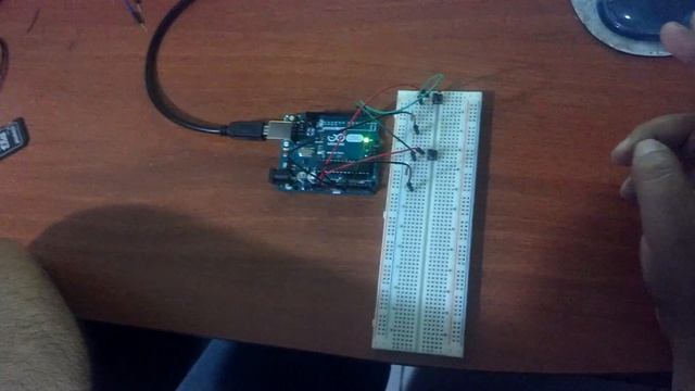 Arduino: Led blinks when two buttons are pressed. смотреть онлайн