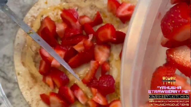 💯👩🏽🍳🍓”YAHUSHA STRAWBERRY PIE!” ©KTMUSICPRODUCTIONS смотреть онлайн
