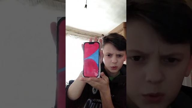 распаковка iPhone 15,14 смотреть онлайн