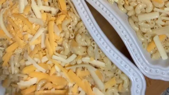 HOW TO MAKE THE BEST Homemade Bacon & Regular Mac & Cheese смотреть онлайн