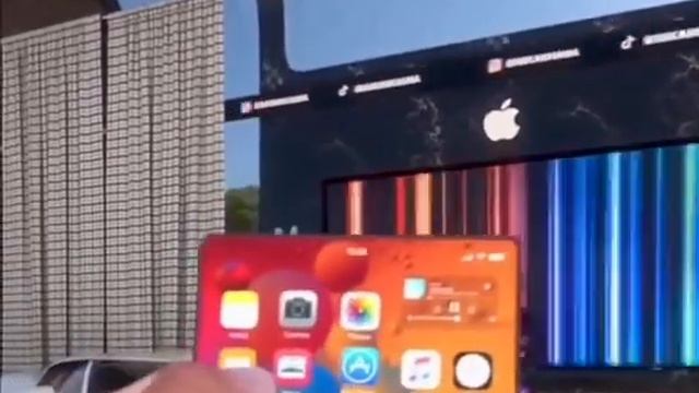 iPhone 14 Dual Screen смотреть онлайн