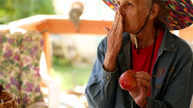 Apple of Her Eye смотреть онлайн