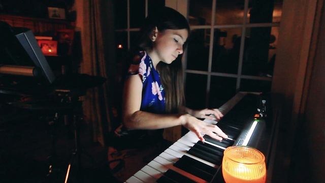 Genesis' Back in NYC cover by 10 years old Camila Pocoví played live voice and piano смотреть онлайн