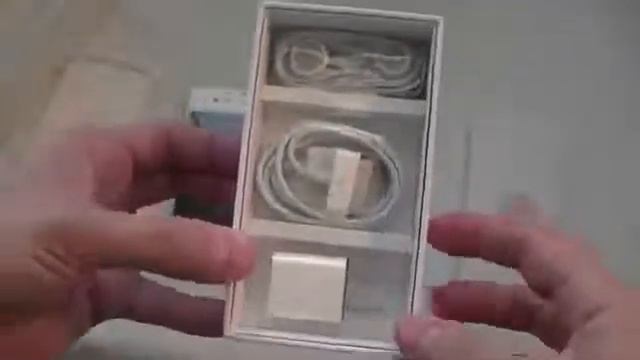 iPhone 4S Unboxing, Setup and Review смотреть онлайн