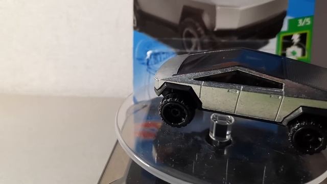 Обзор на TESLA CYBERTRUCK