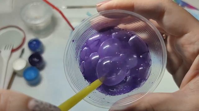 Нетрадиционные техники рисования. Рисуем вилкой и мыльными пузырями. Урок 1 смотреть онлайн