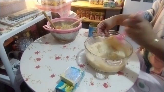 How to make Fruit Salad (Pinoy Style) | Arlene Letran смотреть онлайн