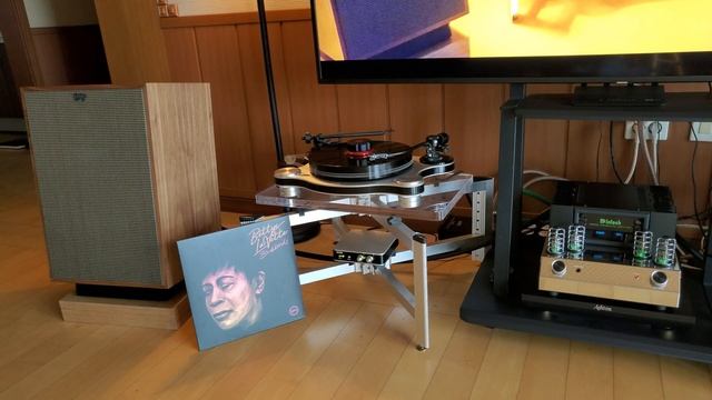 Hanss Acoustics T20, Mcintosh MA252, Bettye Lavette / Strange Fruit смотреть онлайн