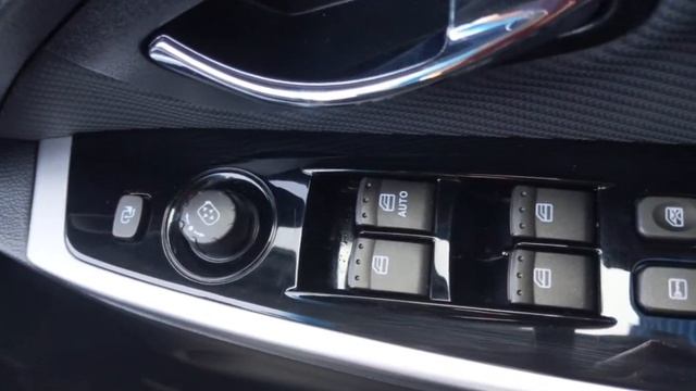 2019 19 SSANGYONG KORANDO 2.2 ULTIMATE 4x4 Auto смотреть онлайн