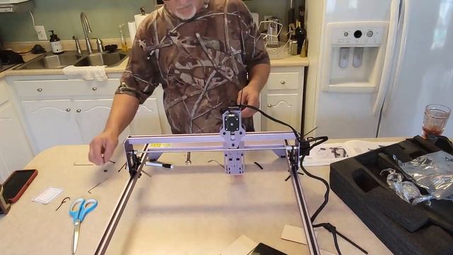 OUR FIRST LASERENGRAVER! ATOMSTACK A5 PRO ! ASSEMBLY AND REVIEW!! смотреть онлайн