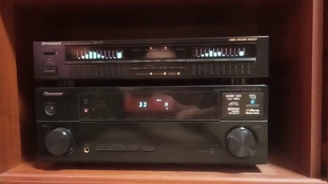 Ресивер AV-ресивер Pioneer VSX-520 смотреть онлайн