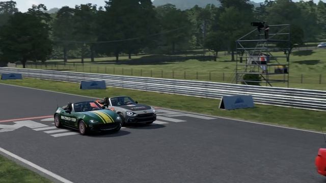Forza Motorsport 7 - Fiat 124 Vs Mazda MX-5 смотреть онлайн