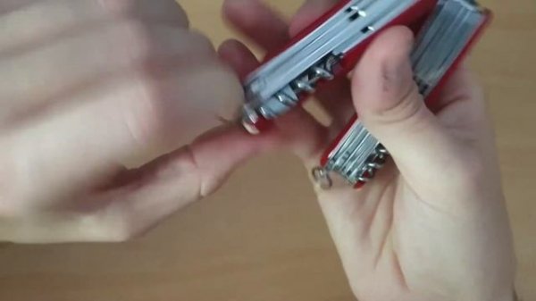 [REVIEW] Victorinox - RANGER (Swiss Army Knife)