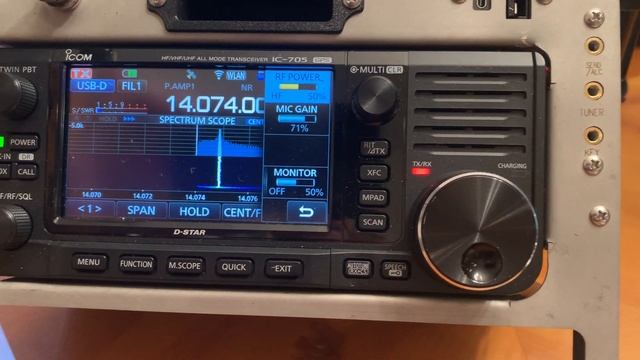 Icom IC-705 + SDR-Control Software = FT8 with no disconnects! смотреть онлайн