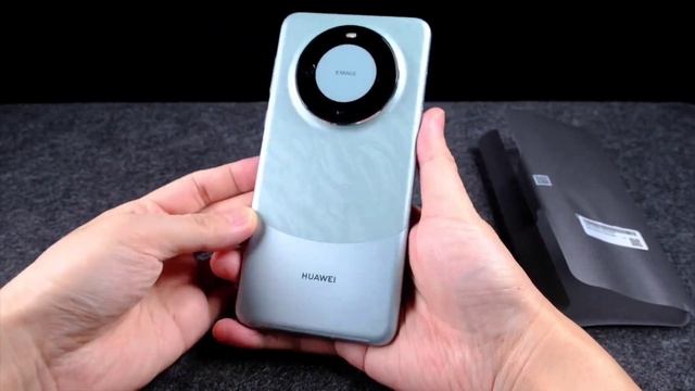This Phone Can Beat iPhone 15 Pro | Huawei Mate 60 Pro , Huawei Watch 4 & Huawei Freebuds 3 Pro смотреть онлайн