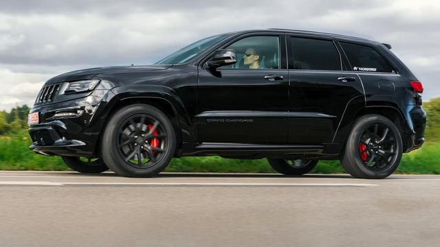 Jeep Grand Cherokee SRT 6,4 Hemi Performance Test смотреть онлайн