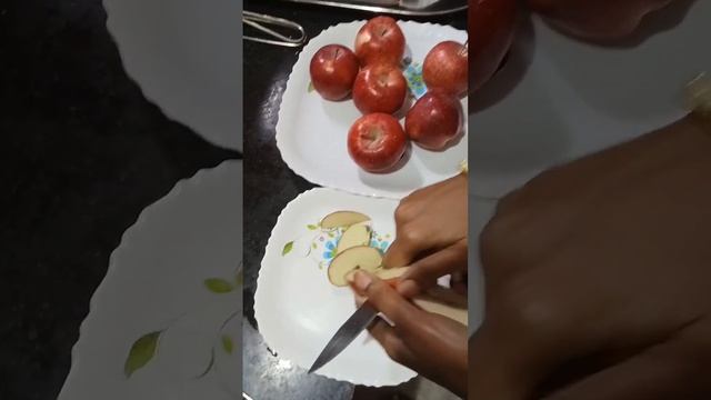 an apple a day keeps doctor away .... #1million #trending смотреть онлайн