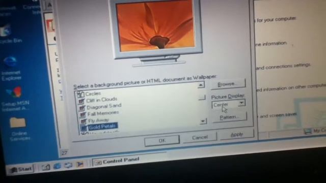 Windows ME Setting a Desktop Background смотреть онлайн