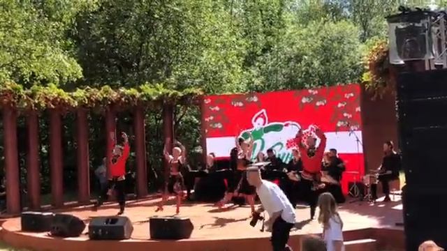 6 июля в Истре прошёл семейный фестиваль «Рябинушка» смотреть онлайн