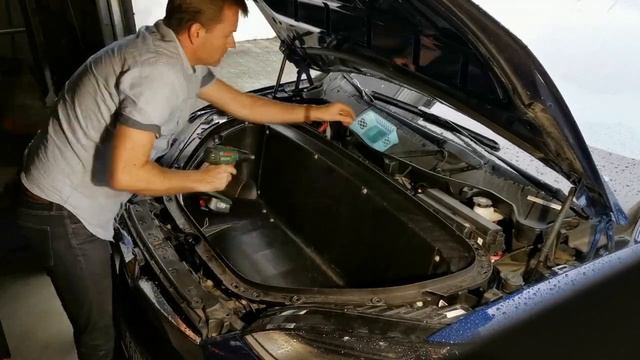 HEPA filter Tesla Model X Install смотреть онлайн