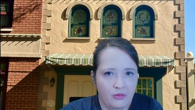 Disneyland Just Made History With This Main Street Window Dedication! смотреть онлайн
