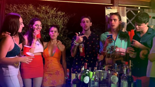 Ercolino - Questa sera (Official Video) смотреть онлайн