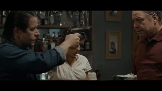 Босс запер всех в здании и делает всякое с сотрудникам в знак мести | Краткий Пересказ Фильма смотреть онлайн