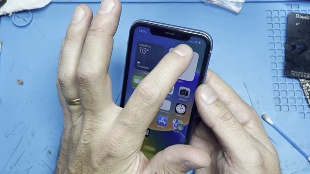 iPhone XR sem serviço. Como resolver? смотреть онлайн