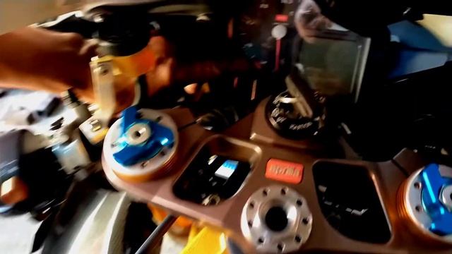 Aprilia RSV1000 Factory won't Start! | Problem Solved! смотреть онлайн