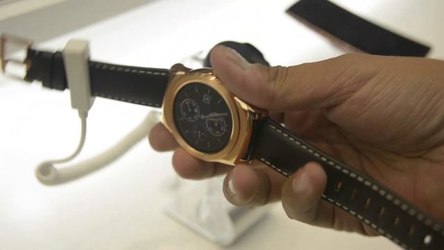 LG G Watch Urbane Mobile World Congress 2015 смотреть онлайн